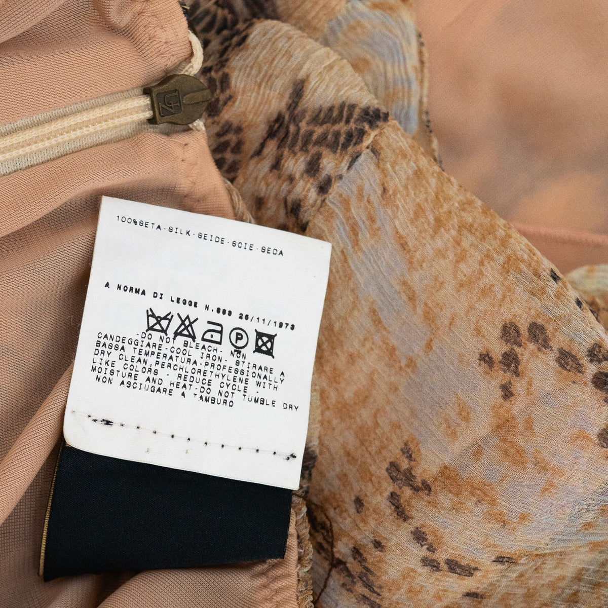 Just Cavalli Roberto Cavalli silk composition label detail